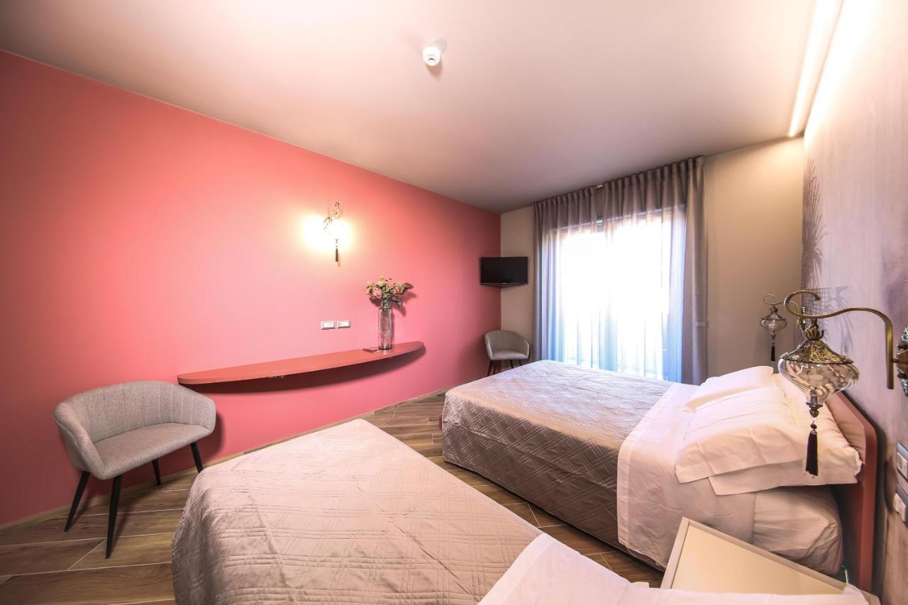 بيسادو Vicolo Malavolta 7 Rooms And Suites المظهر الخارجي الصورة